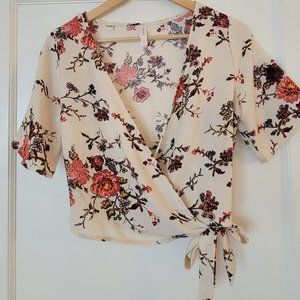 Floral print Crop Wrap top Xhilaration
